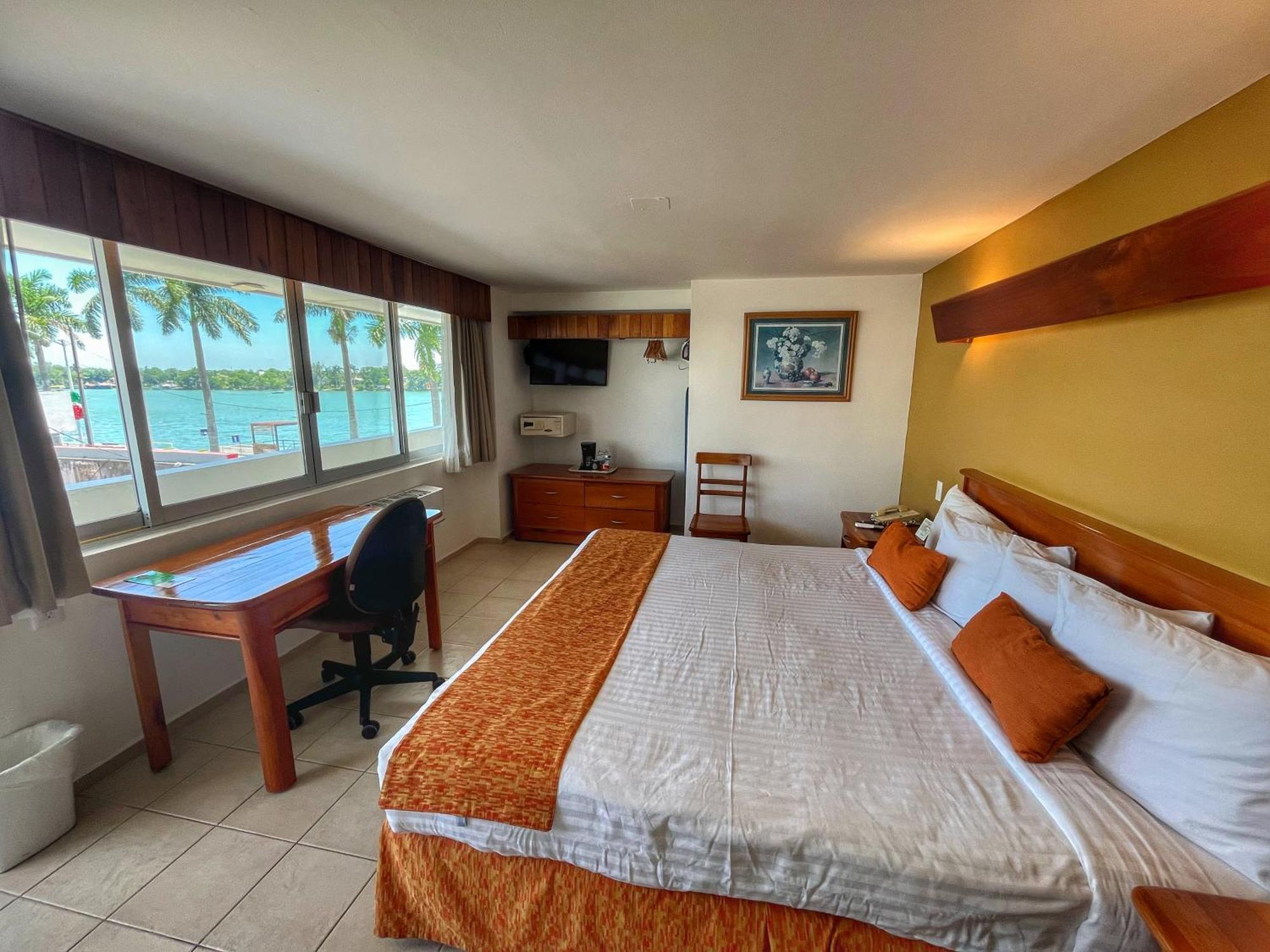 Best Western Riviera Tuxpan Tuxpan  Екстериор снимка