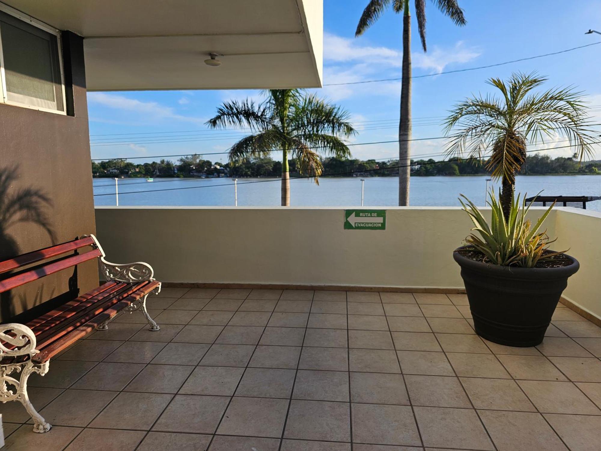 Best Western Riviera Tuxpan Tuxpan  Екстериор снимка