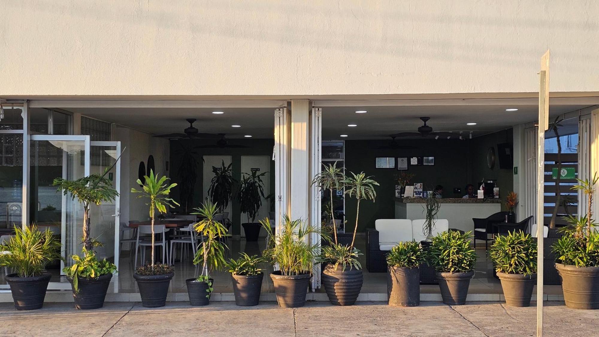 Best Western Riviera Tuxpan Tuxpan  Екстериор снимка